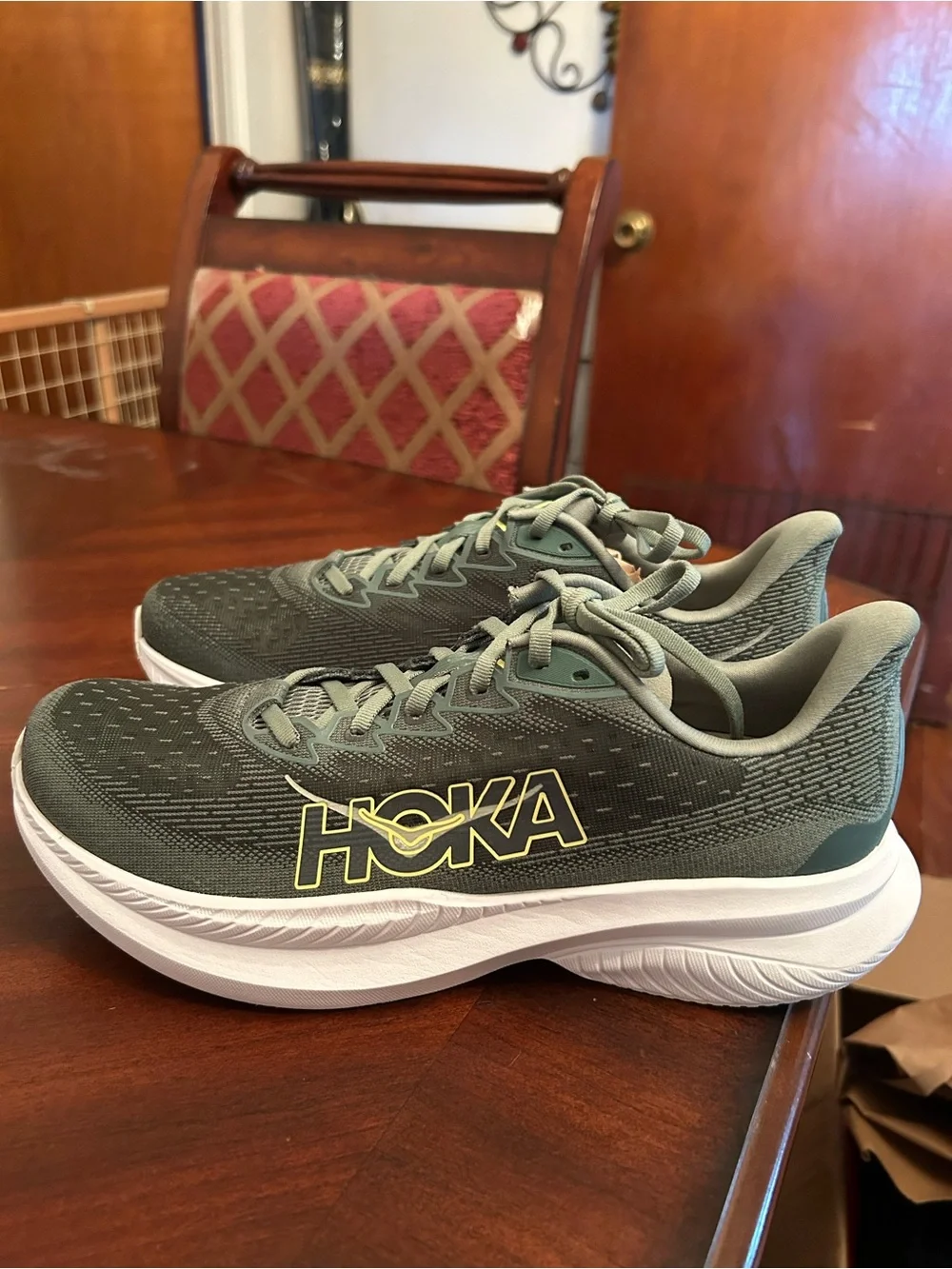 Men’s Hoka One One Gray and Blue Running Shoe Interior Label